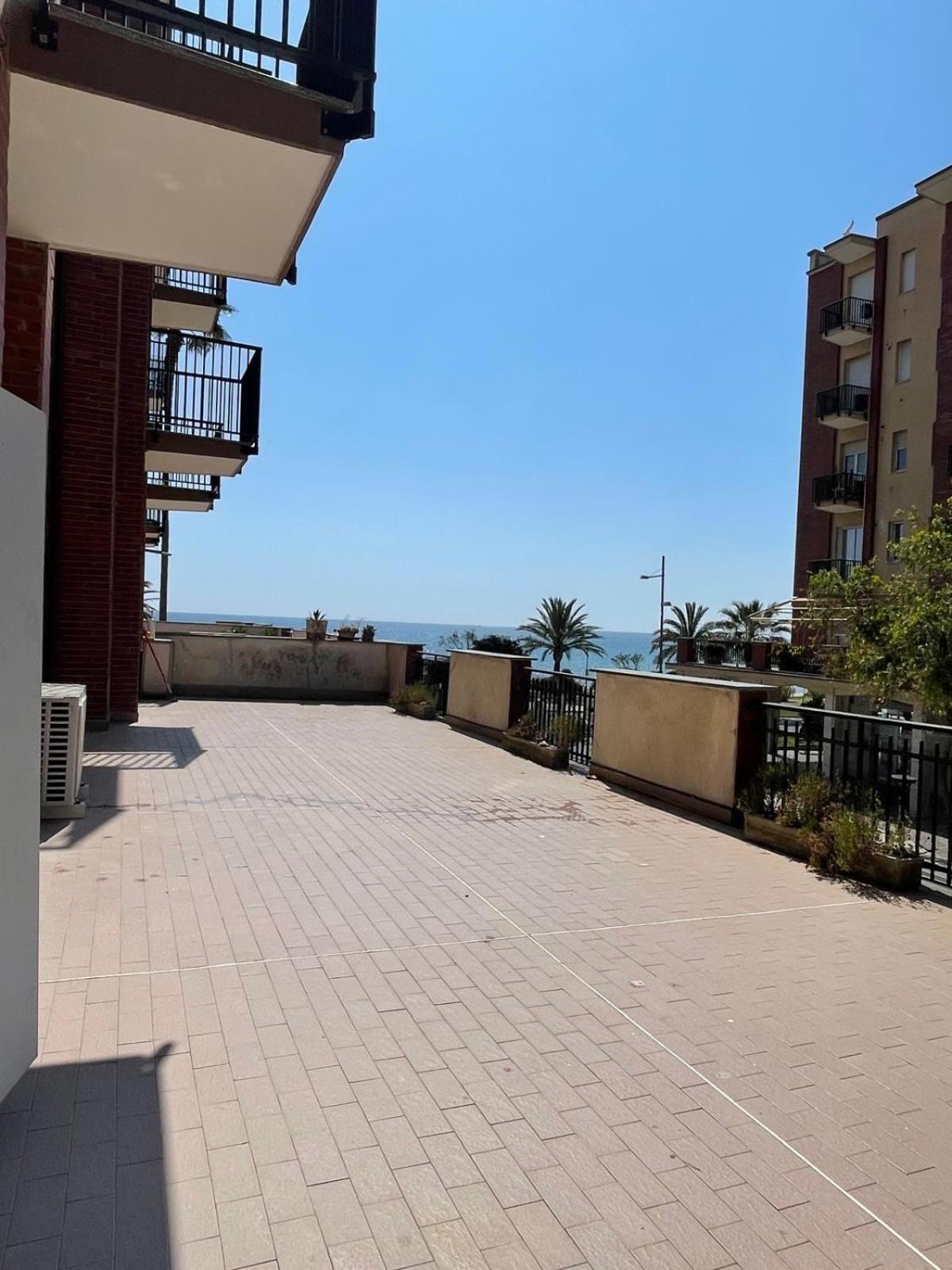 Apartment Con Terrazzo Vista Mare